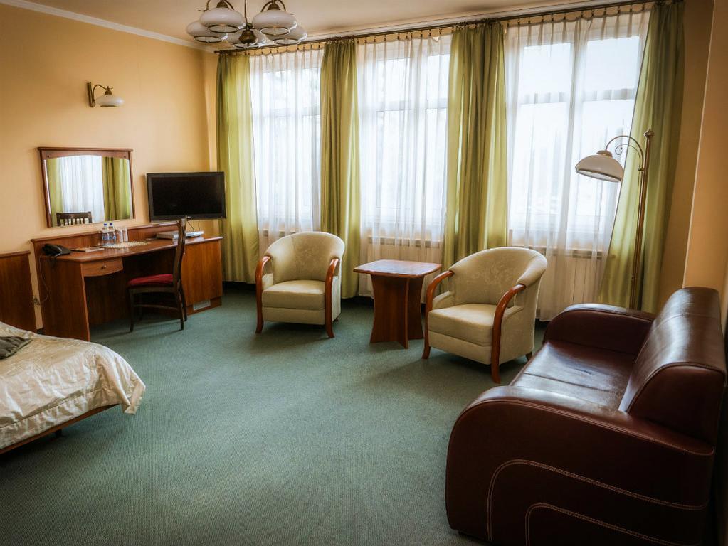 Alabastro Bed & Breakfast Tomaszow Mazowiecki Exterior photo