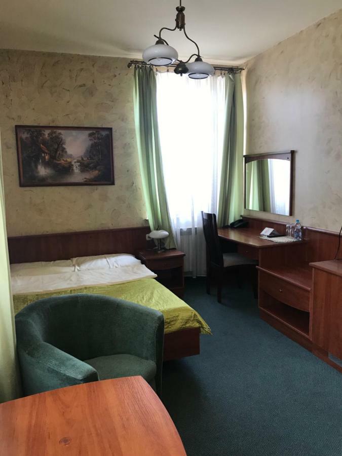 Alabastro Bed & Breakfast Tomaszow Mazowiecki Exterior photo